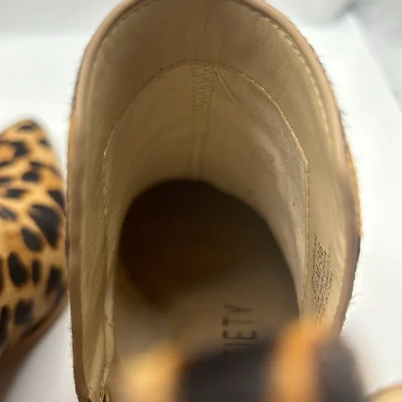 Sole Society leopard cow hair  ankle pull on boots pointy leopard print SZ 5.5 - Picture 13 of 16